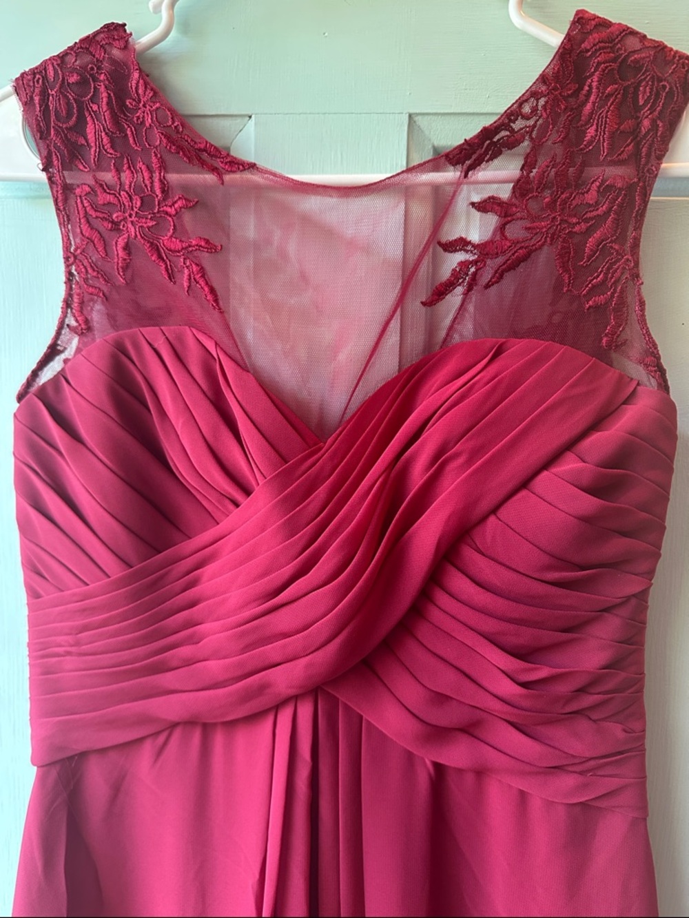 MoriLee sz 6 Sleeveless Red Mesh Yoke Pleated Bodice Dress